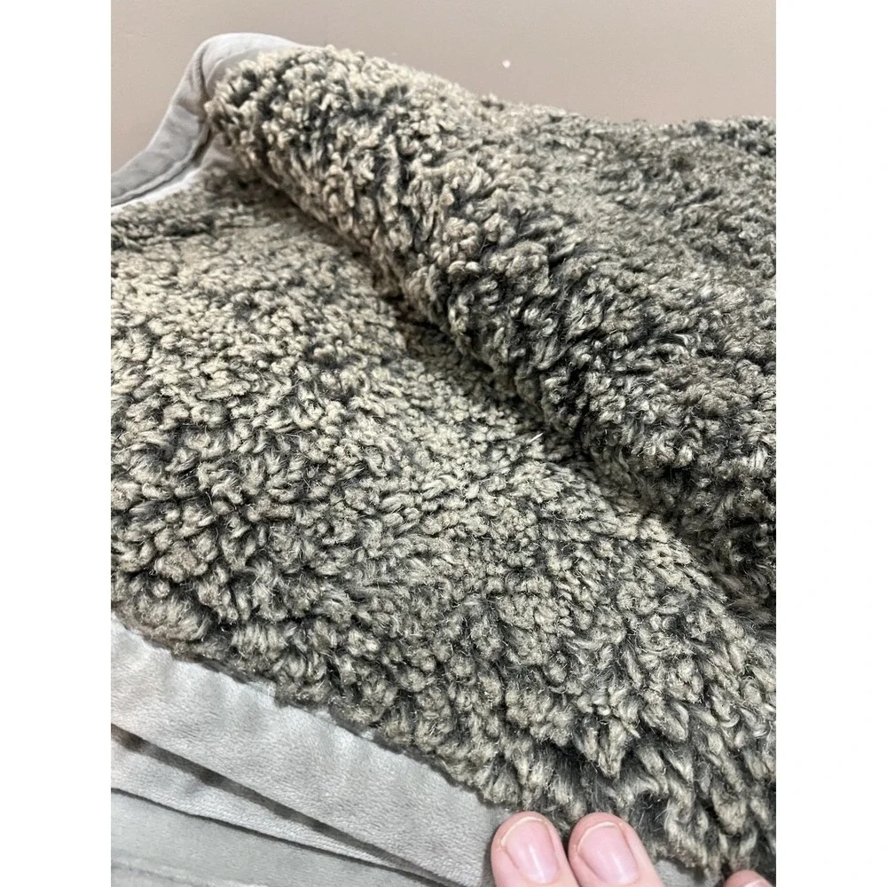 Pottery‎ Barn Faux Fur Throw Curly Lamb 50x60